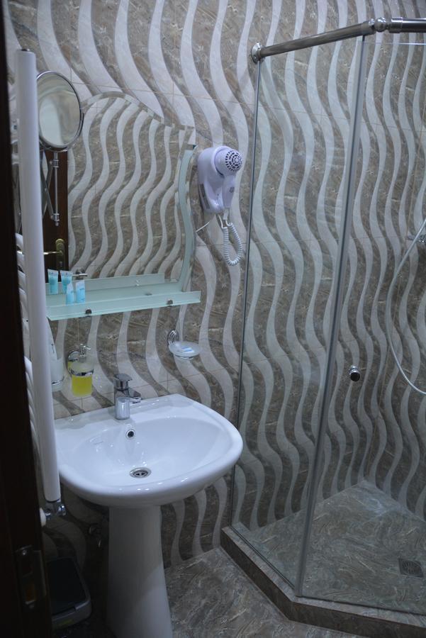 City Hotel Tbilisi Zewnętrze zdjęcie